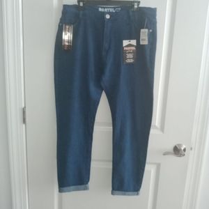 Blue jeans cropped